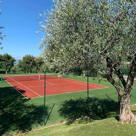 度假居 Tennis / Pool / Barbecue *