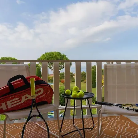 Tennis / Pool / Barbecue 度假居 巴多利诺