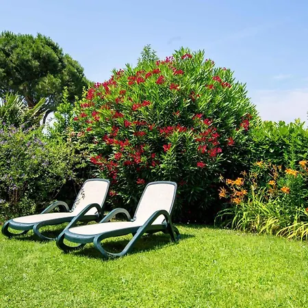 Tennis / Pool / Barbecue *