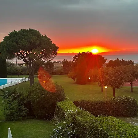 Tennis / Pool / Barbecue Prázdninový dům